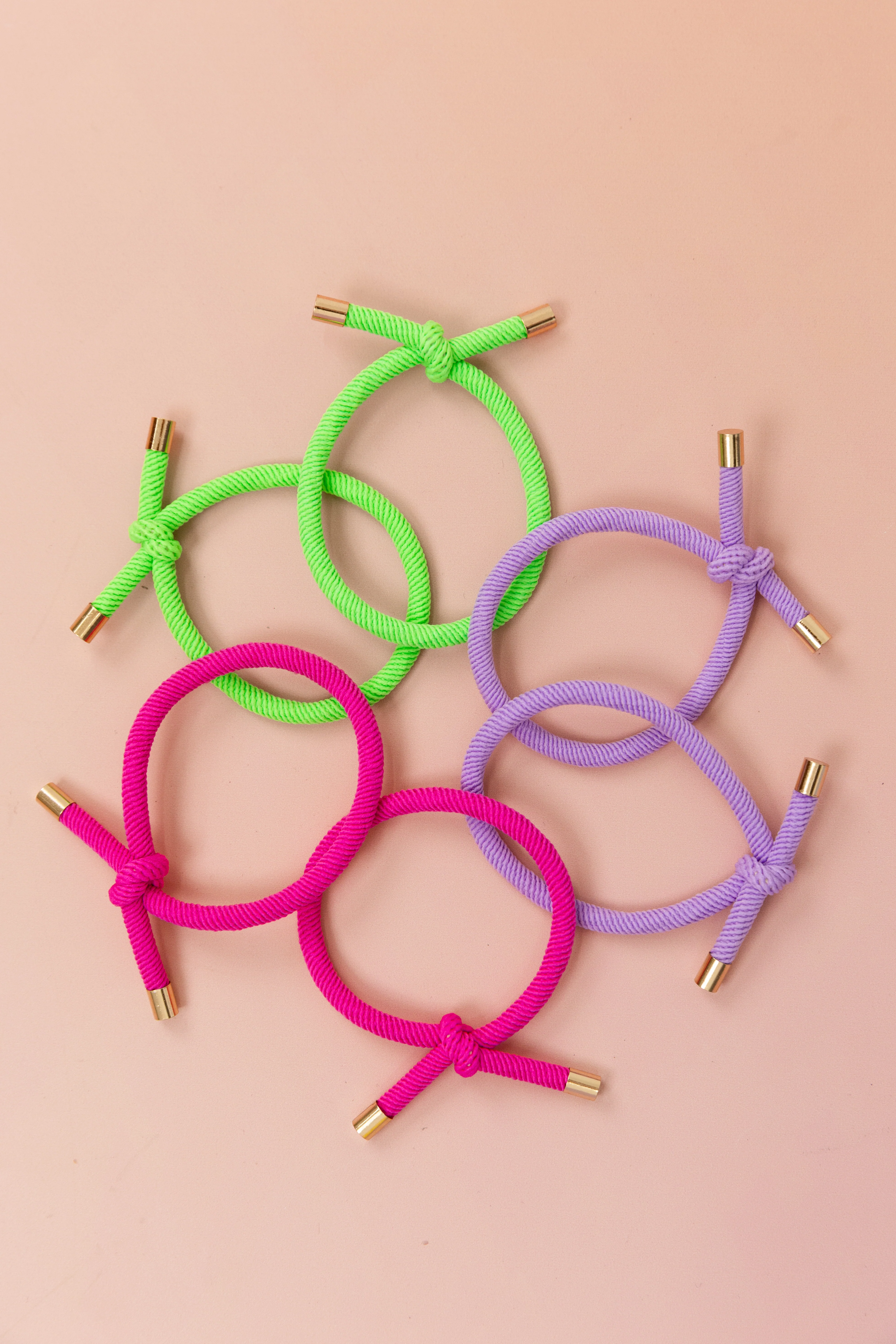 6 Pack Hair Ties in Rainbow Colours - Image 5