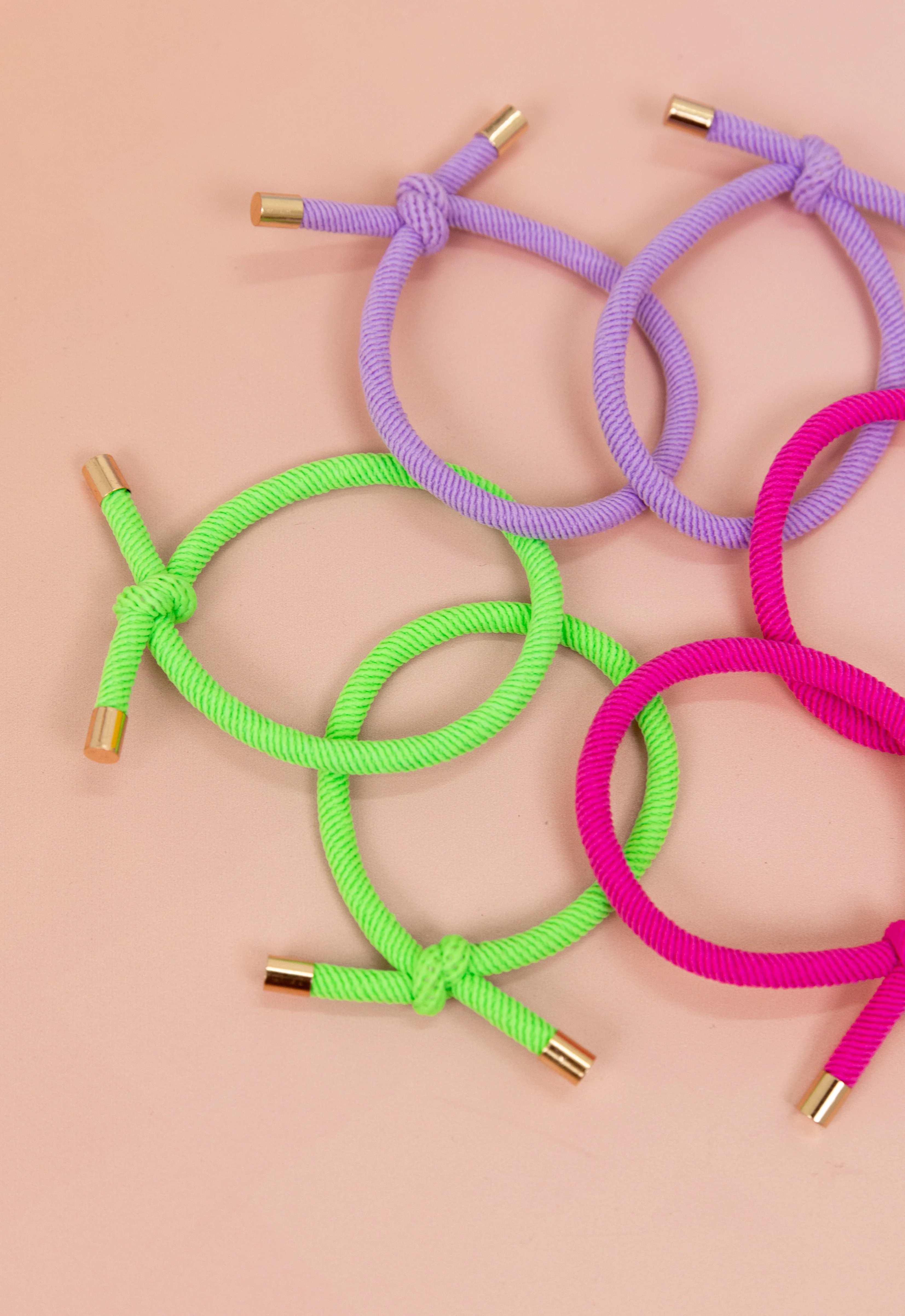 6 Pack Hair Ties in Rainbow Colours - Image 6
