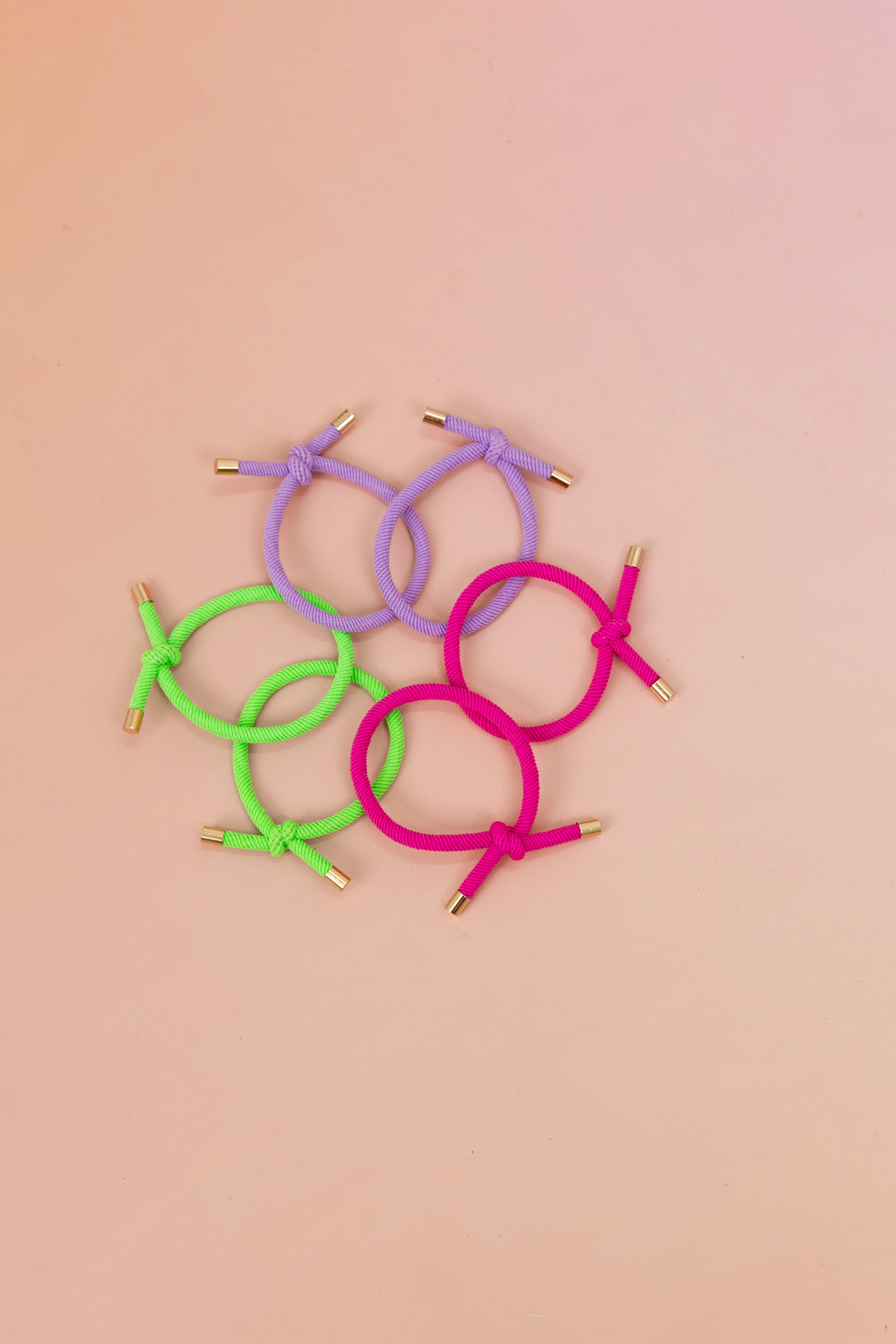 6 Pack Hair Ties in Rainbow Colours - Image 9