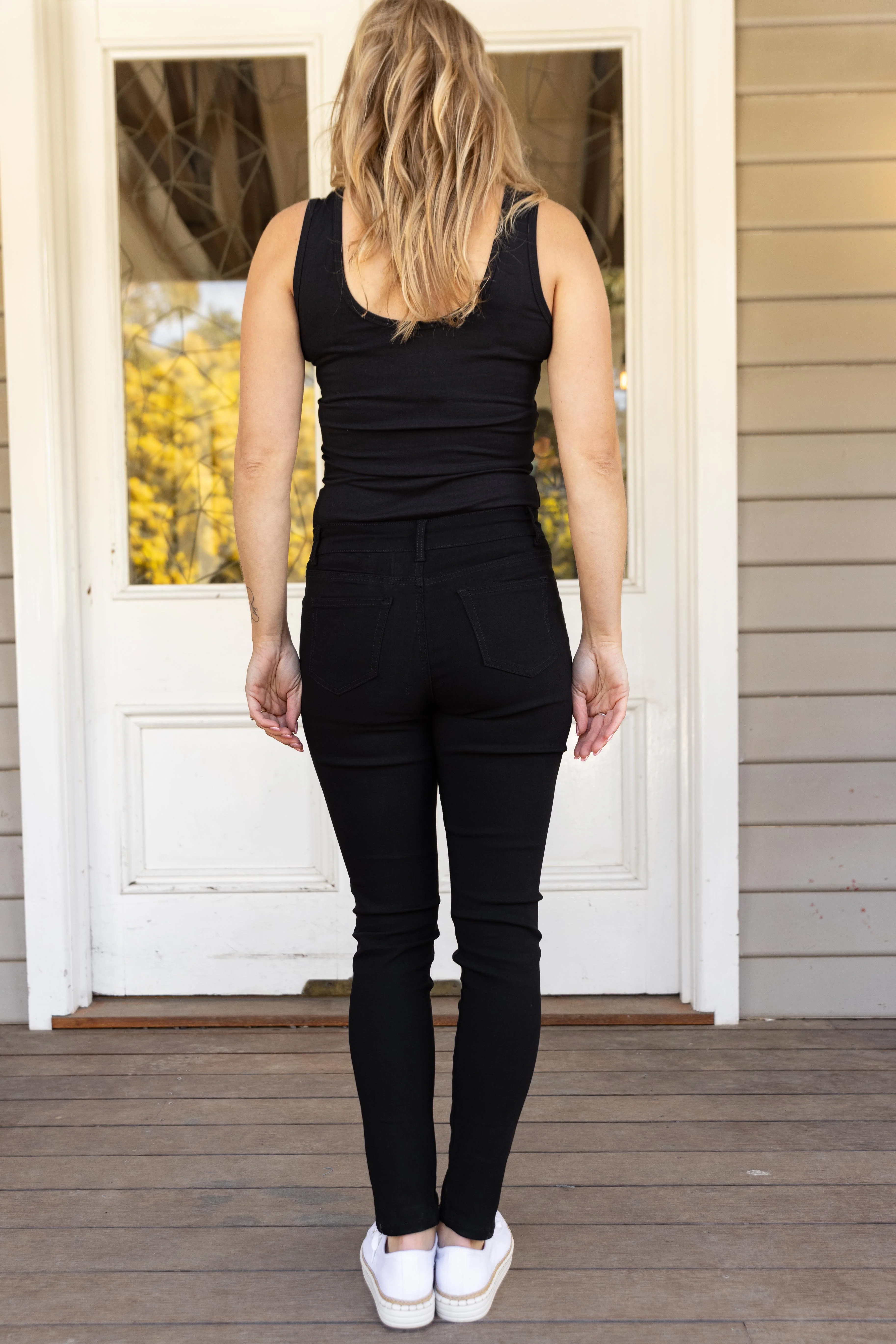 Tyler Jeans in Black - Image 8