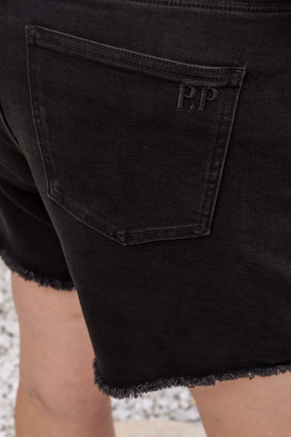 Ayla Denim Shorts in Black - Image 24