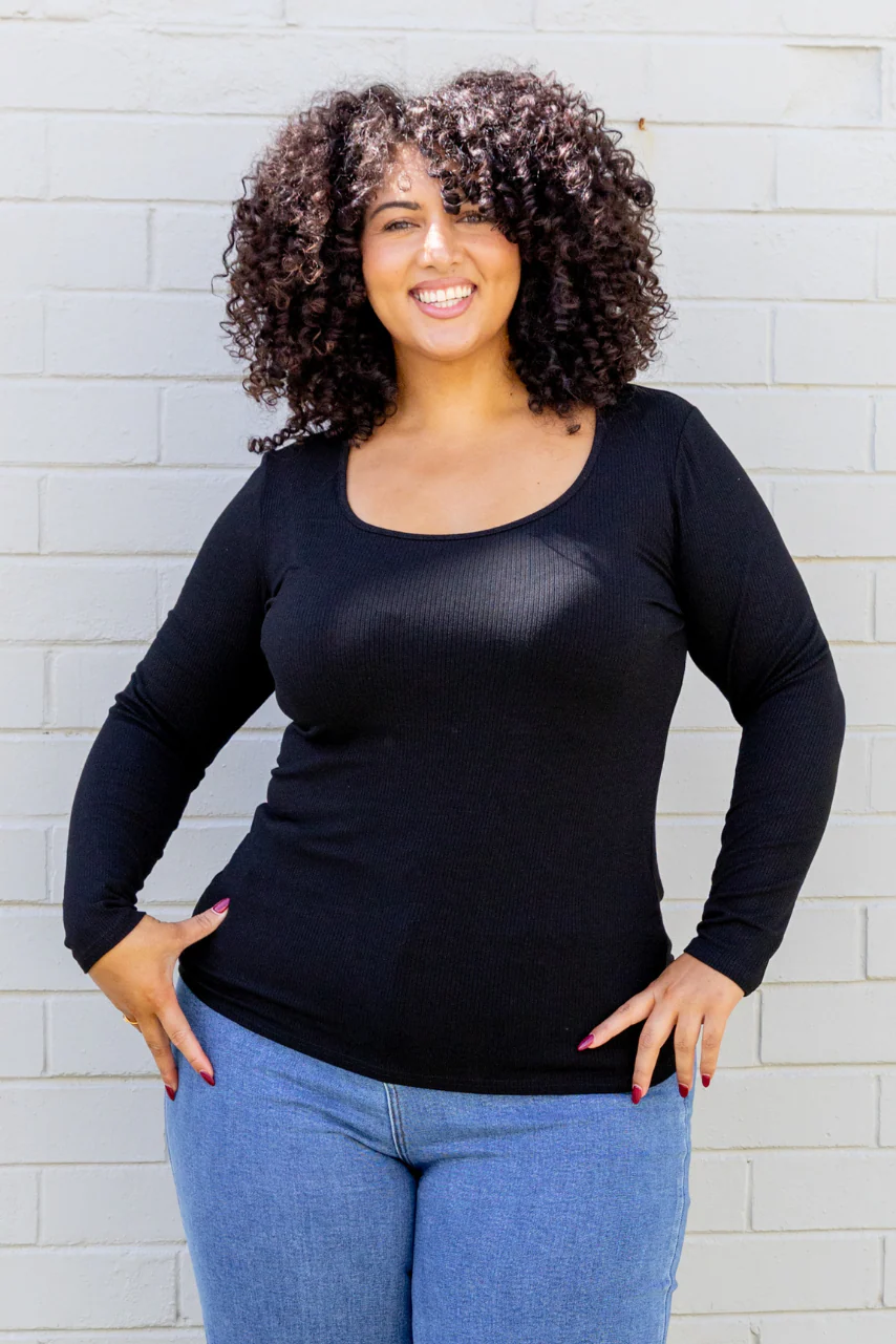 Billi Long Sleeve Rib Tee in Black - Image 2