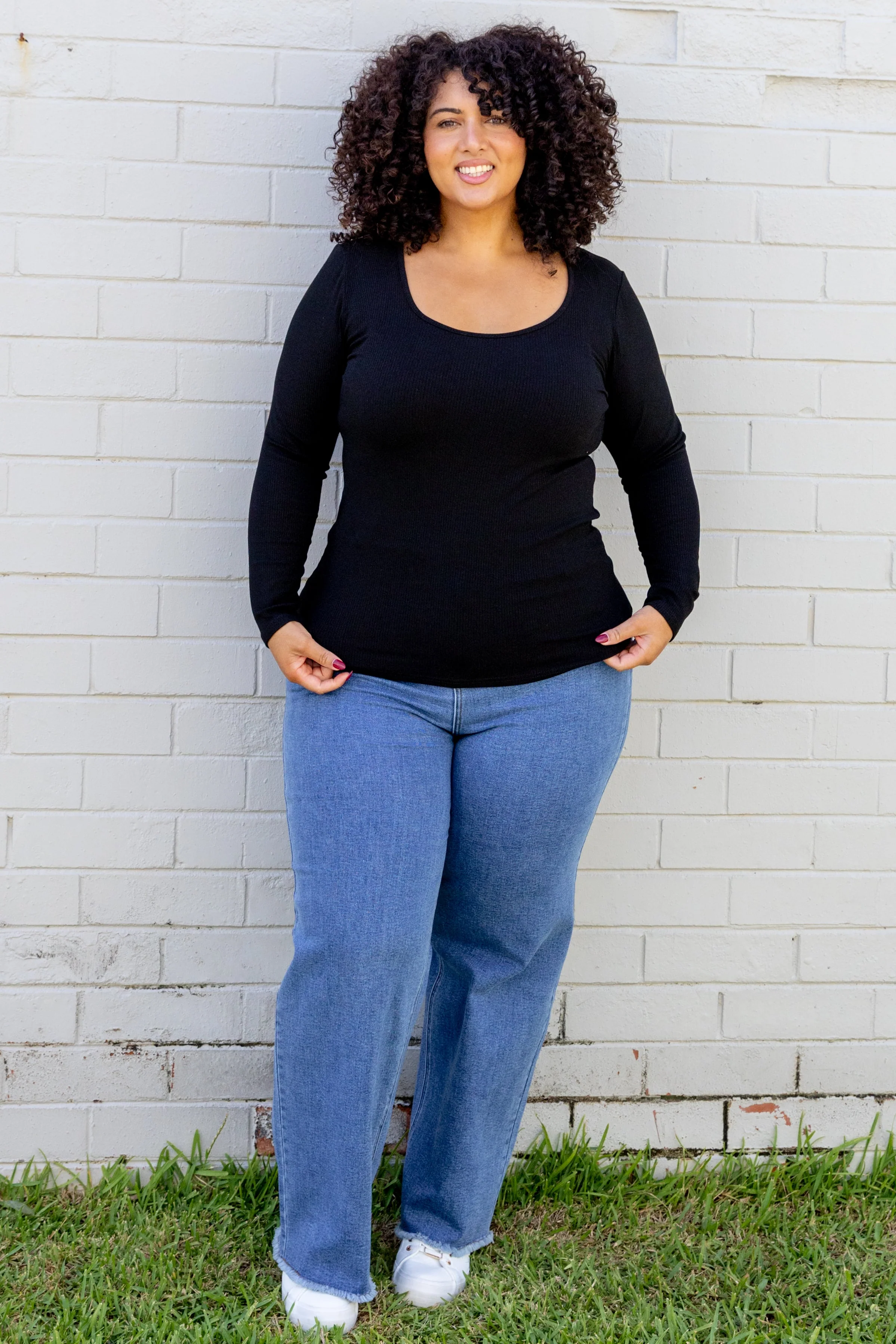 Billi Long Sleeve Rib Tee in Black - Image 3