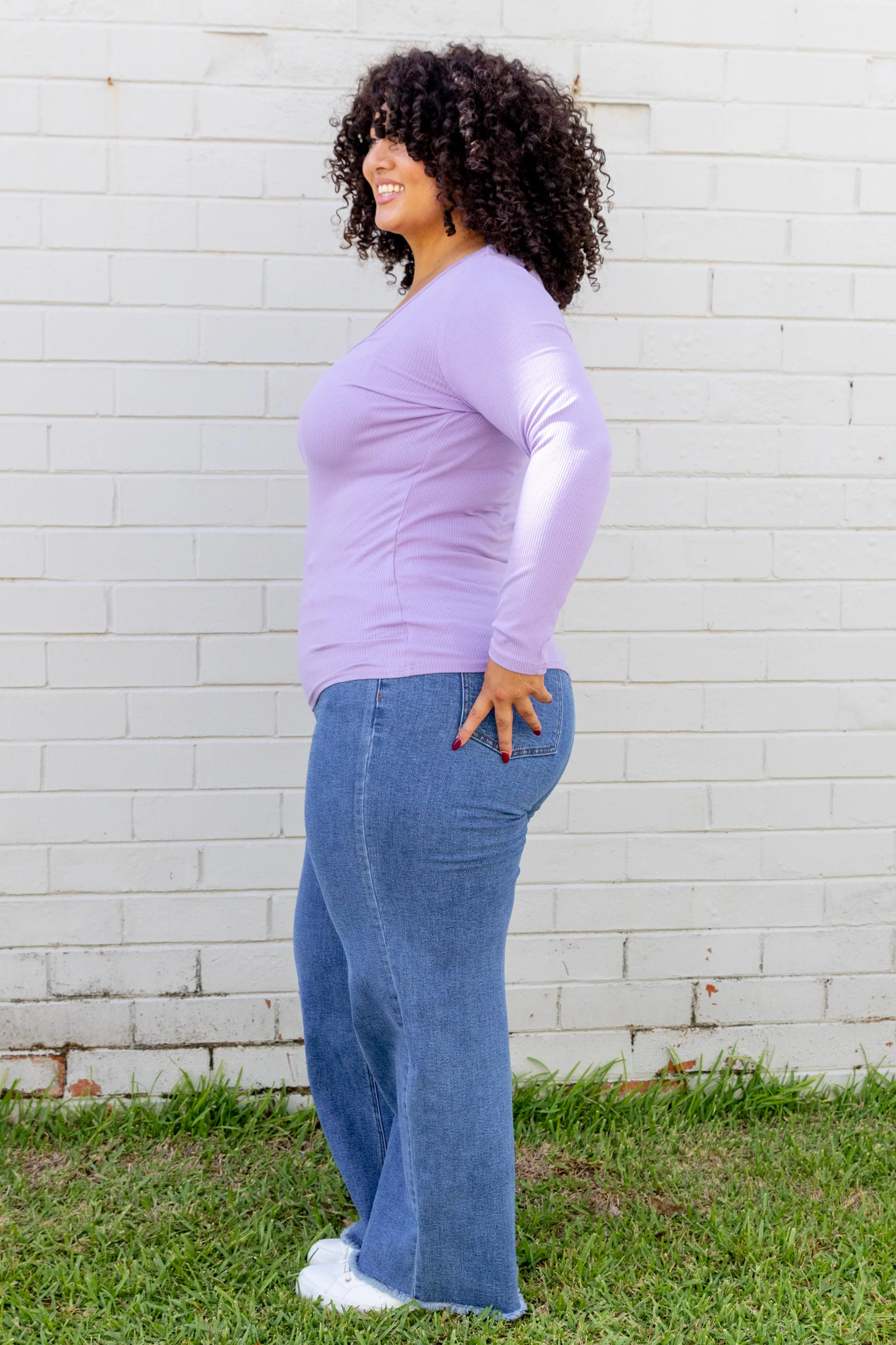 Billi Long Sleeve Rib Tee in Lavender - Image 12