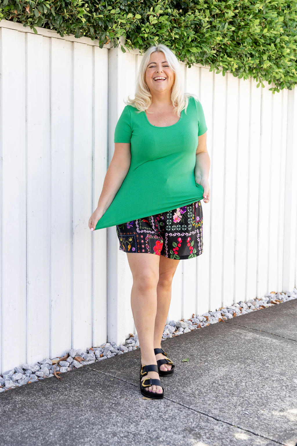 Billi Rib Tee in Green - Image 9