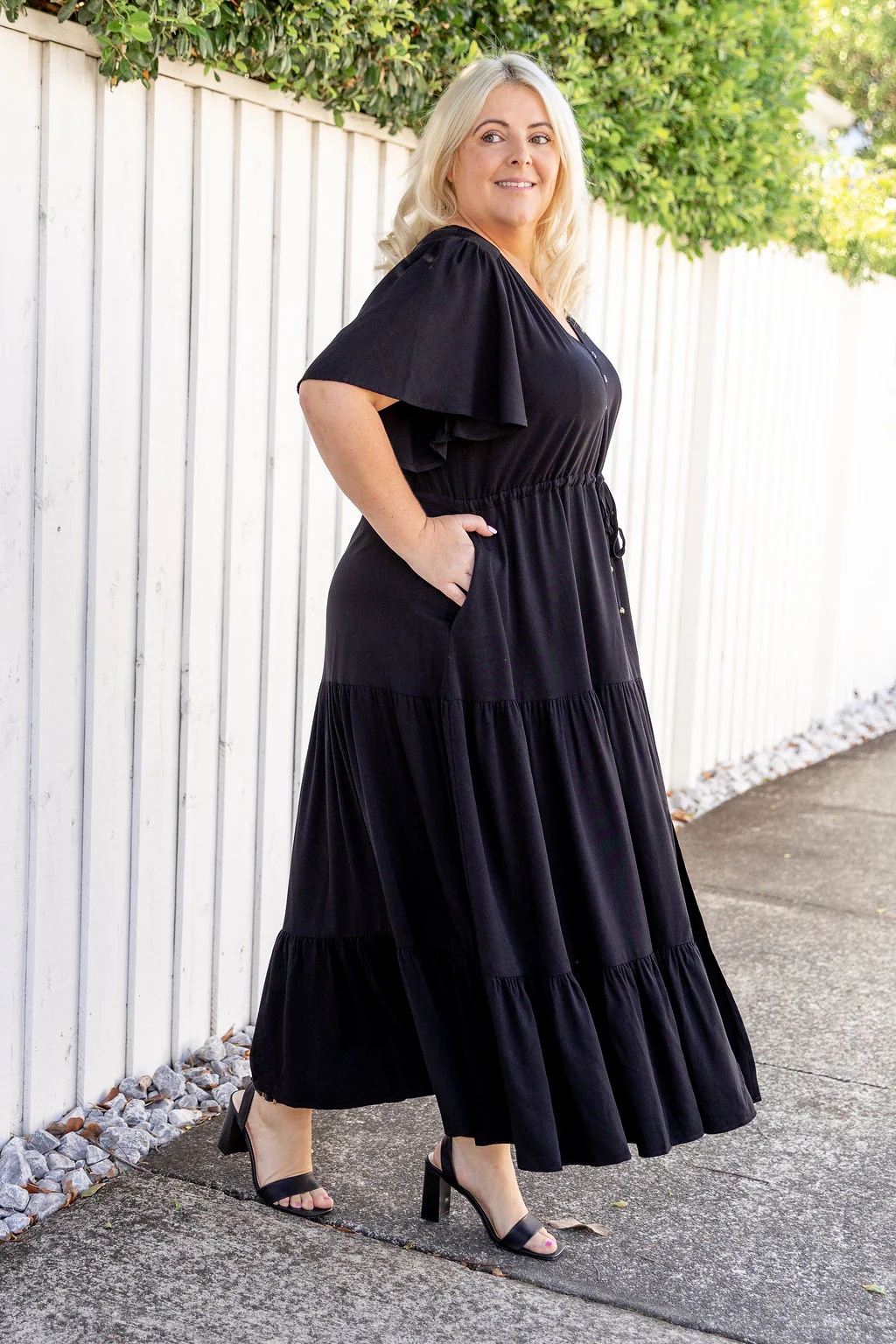 Bonnie Maxi Dress in Black - Image 7