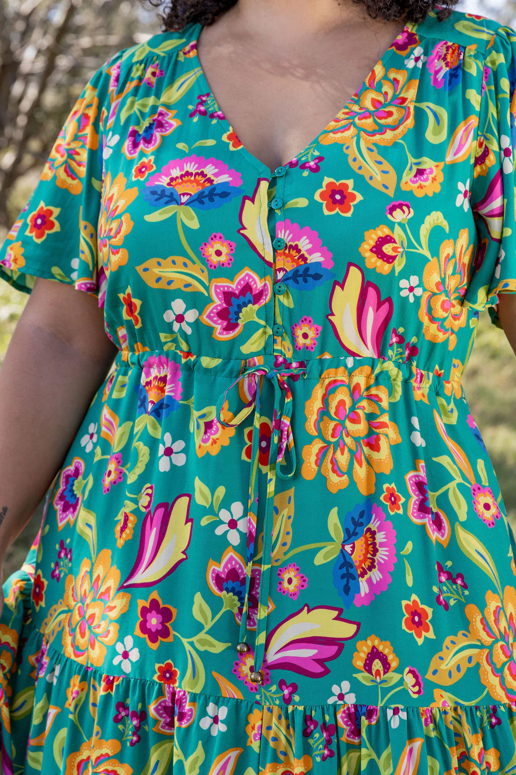 Bonnie Maxi Dress in Emerald Dreams - Image 12