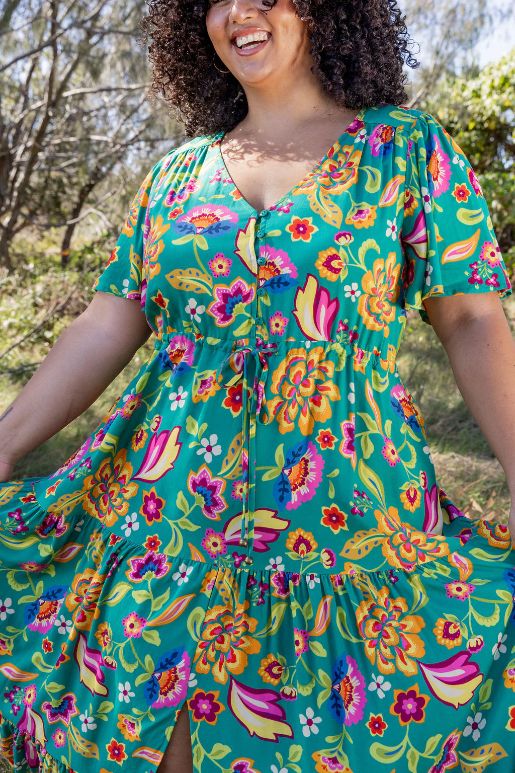 Bonnie Maxi Dress in Emerald Dreams - Image 3