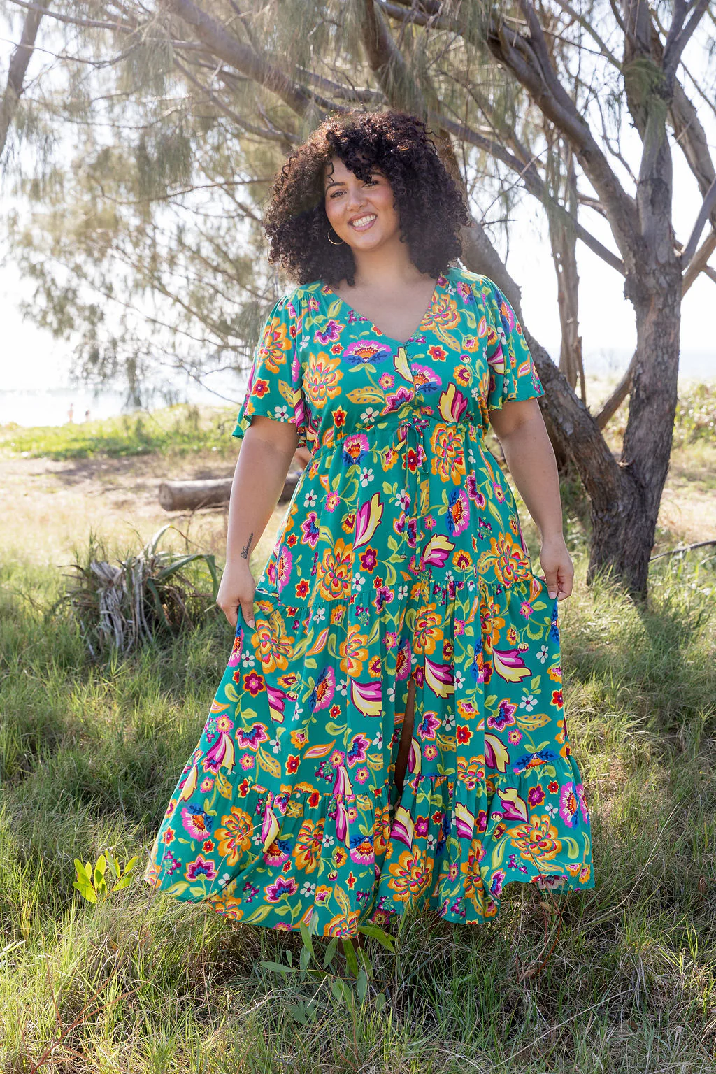 Bonnie Maxi Dress in Emerald Dreams - Image 4