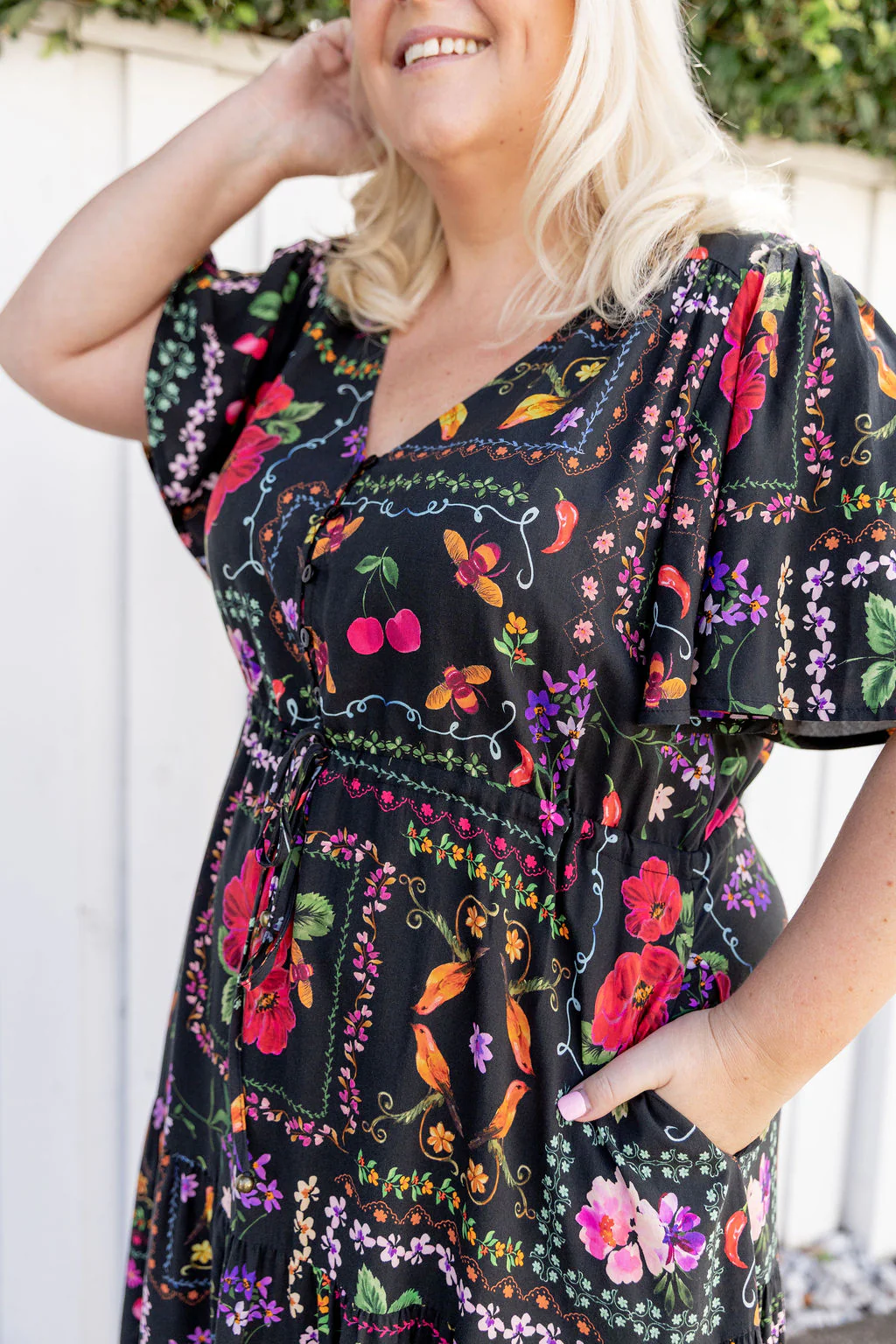 Bonnie Maxi Dress in Sweet Bee - Image 3
