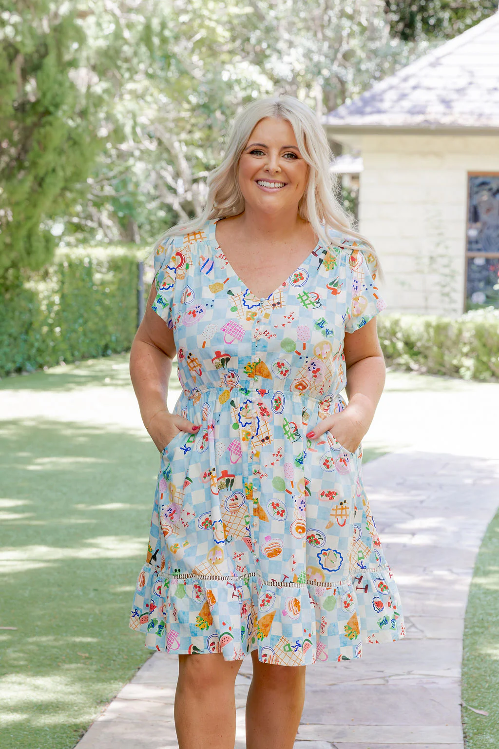 Brontie Linen Blend Dress in Picnic - Image 3