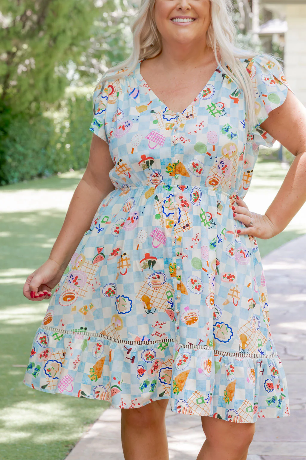 Brontie Linen Blend Dress in Picnic - Image 5