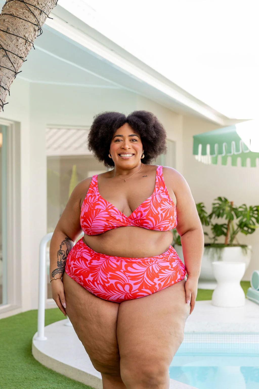 Burleigh Bikini Top in Pink Jungle - Image 4