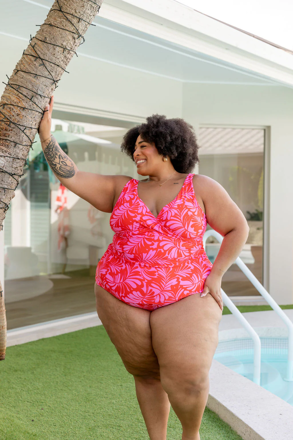 Burleigh Tankini Top In Pink Jungle - Image 17