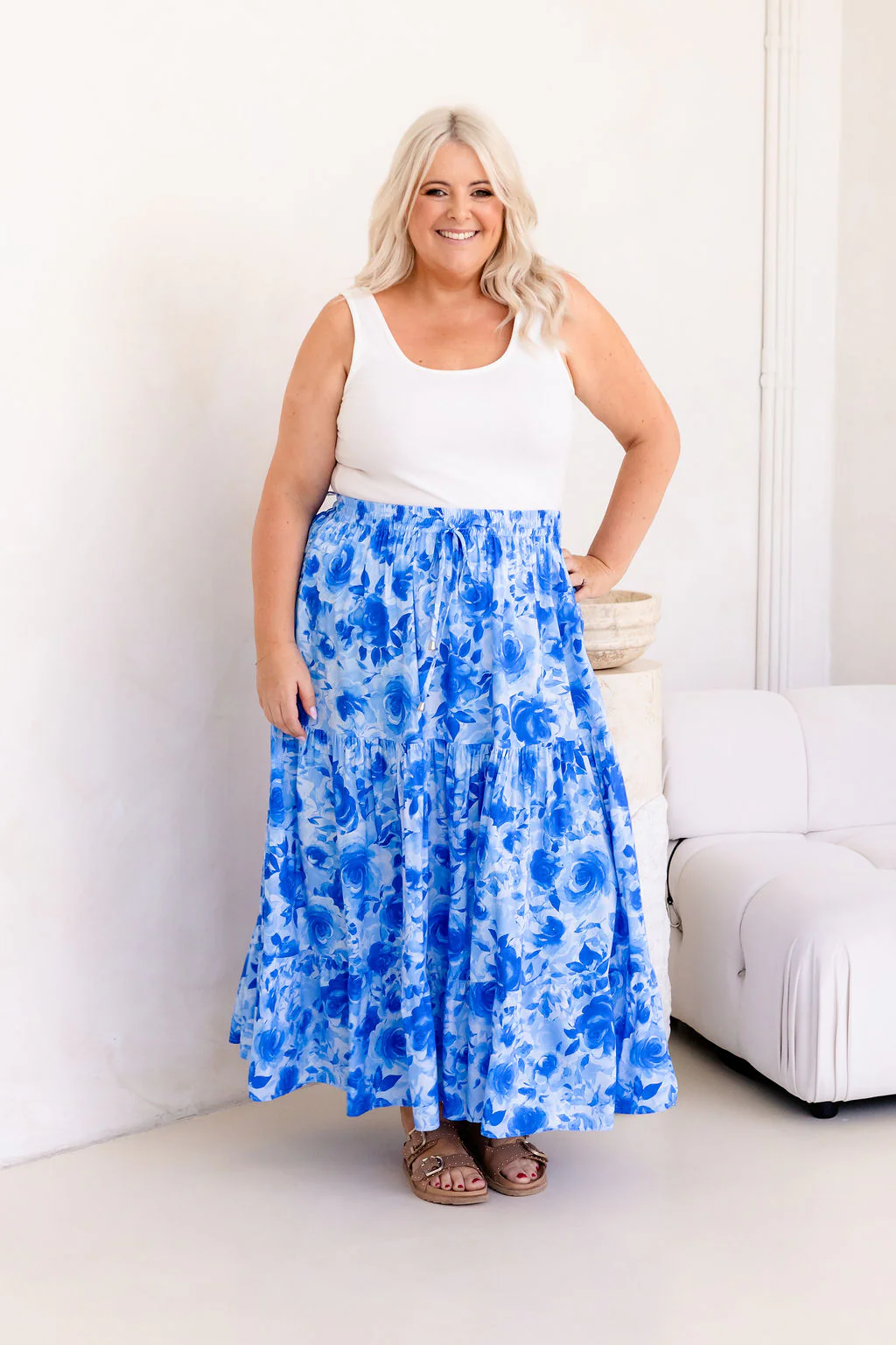 Carrie Skirt In Blue Roses