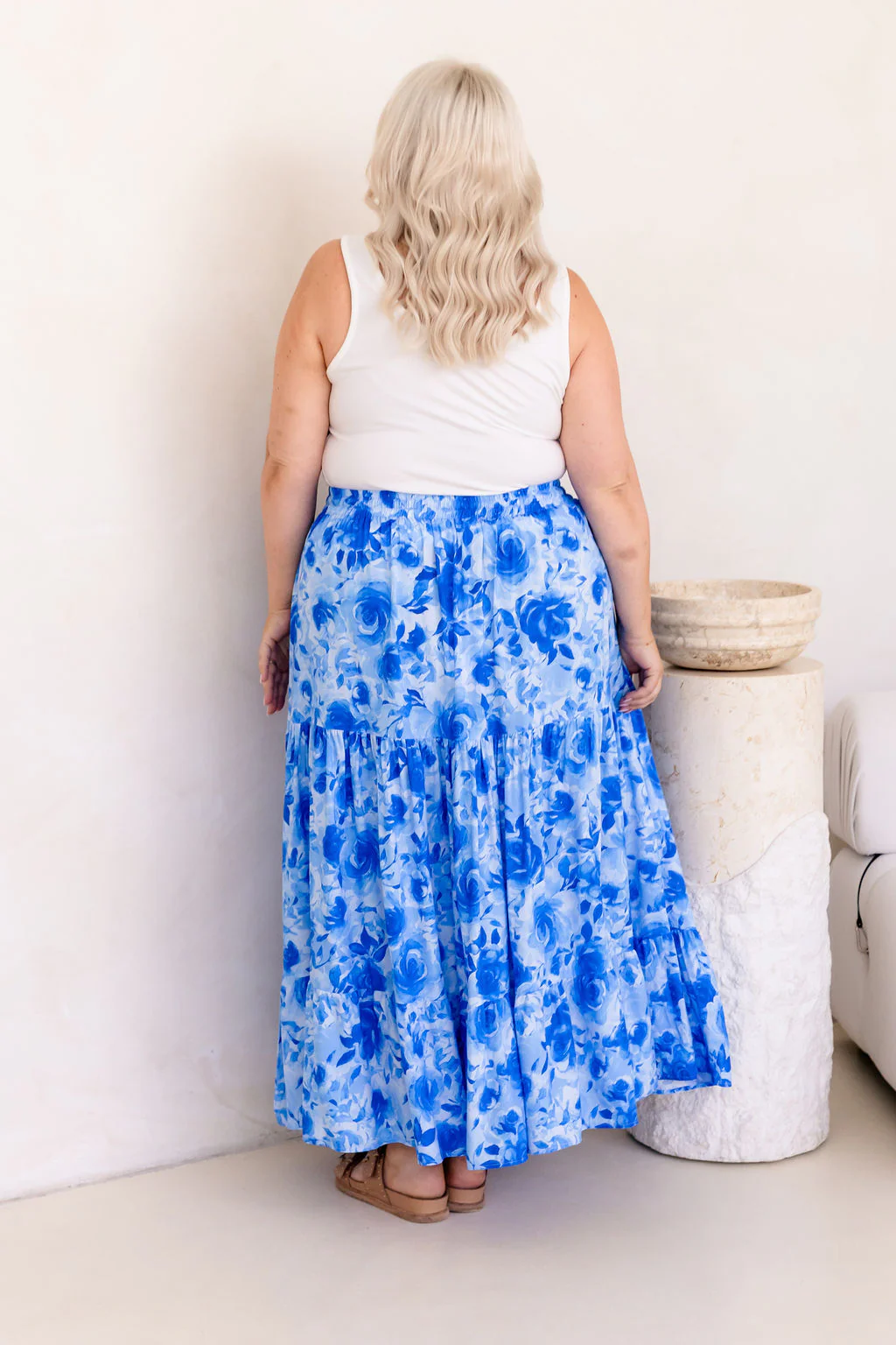 Carrie Skirt In Blue Roses - Image 9