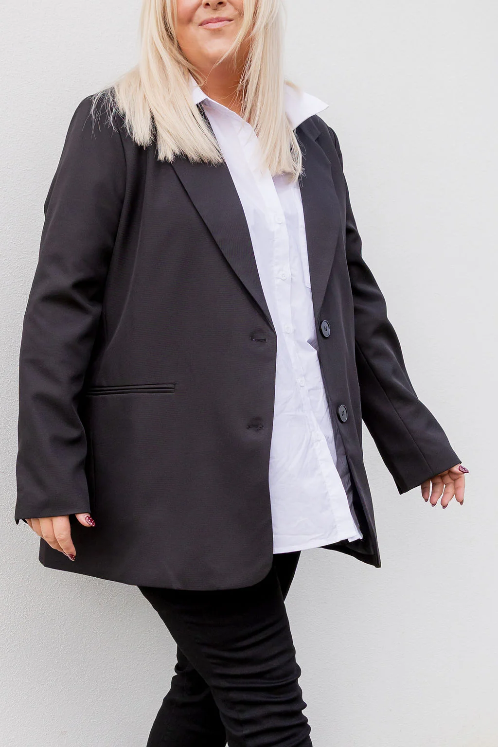 Celine Blazer in Black - Image 4