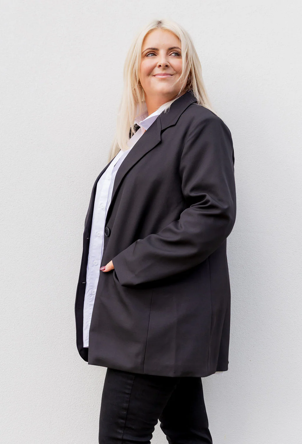 Celine Blazer in Black - Image 8