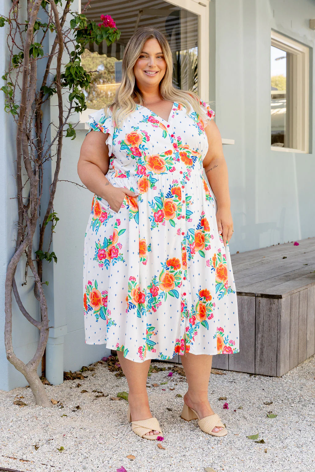 Chelsea Midi Dress in Frida - Image 7