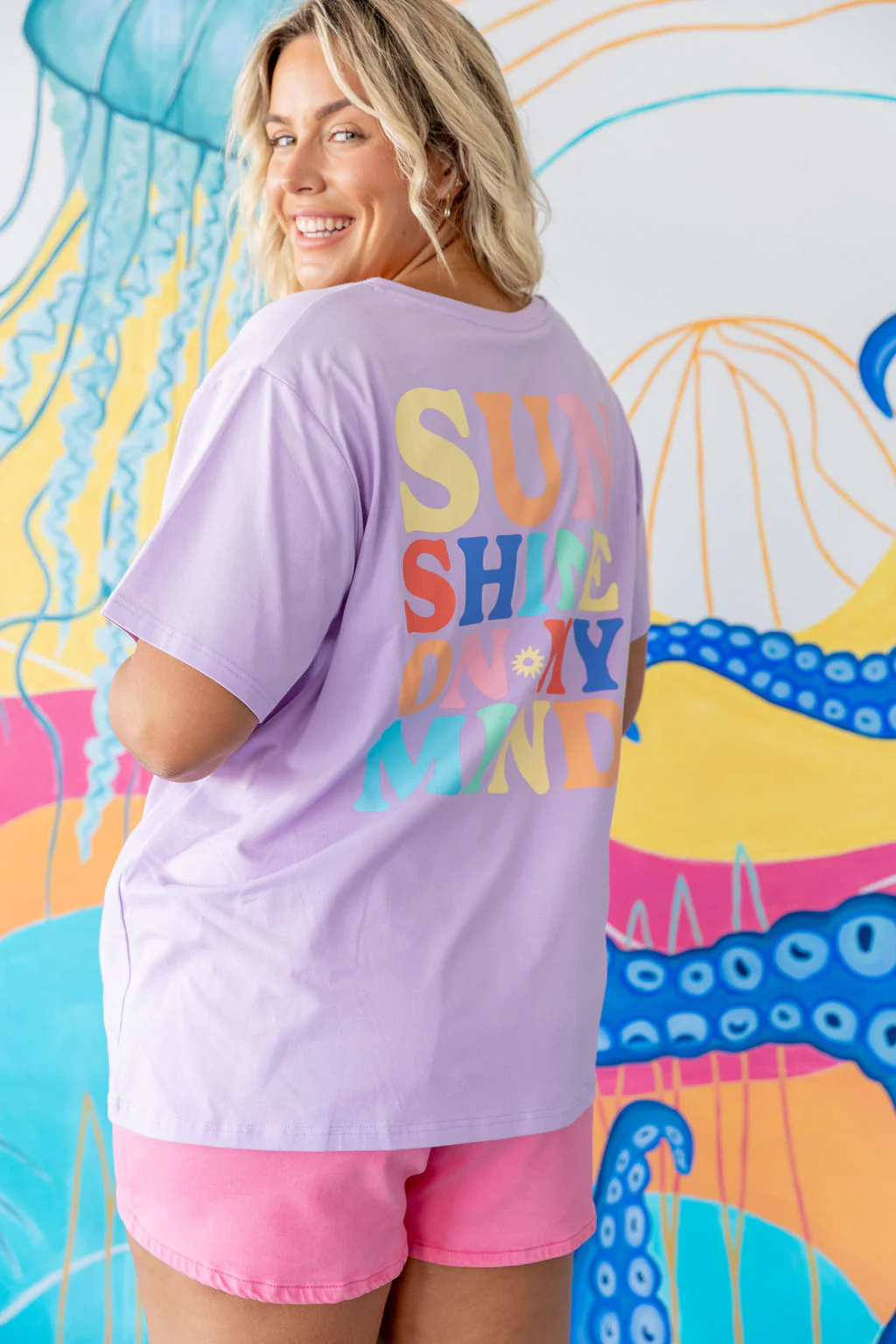 Della V-Neck in Sunshine Lilac - Image 3