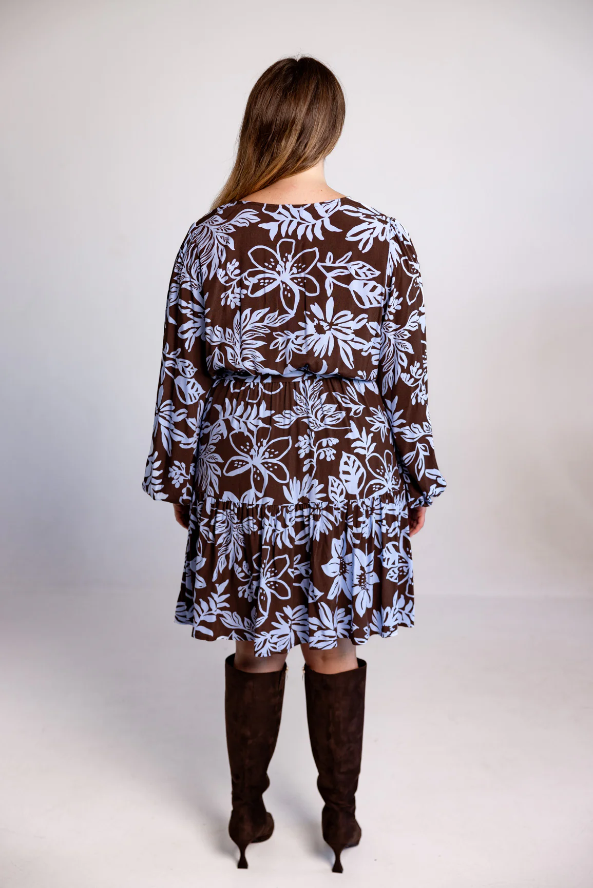Deni Long Sleeve Dress in Blue Lani Chocolate - Image 18