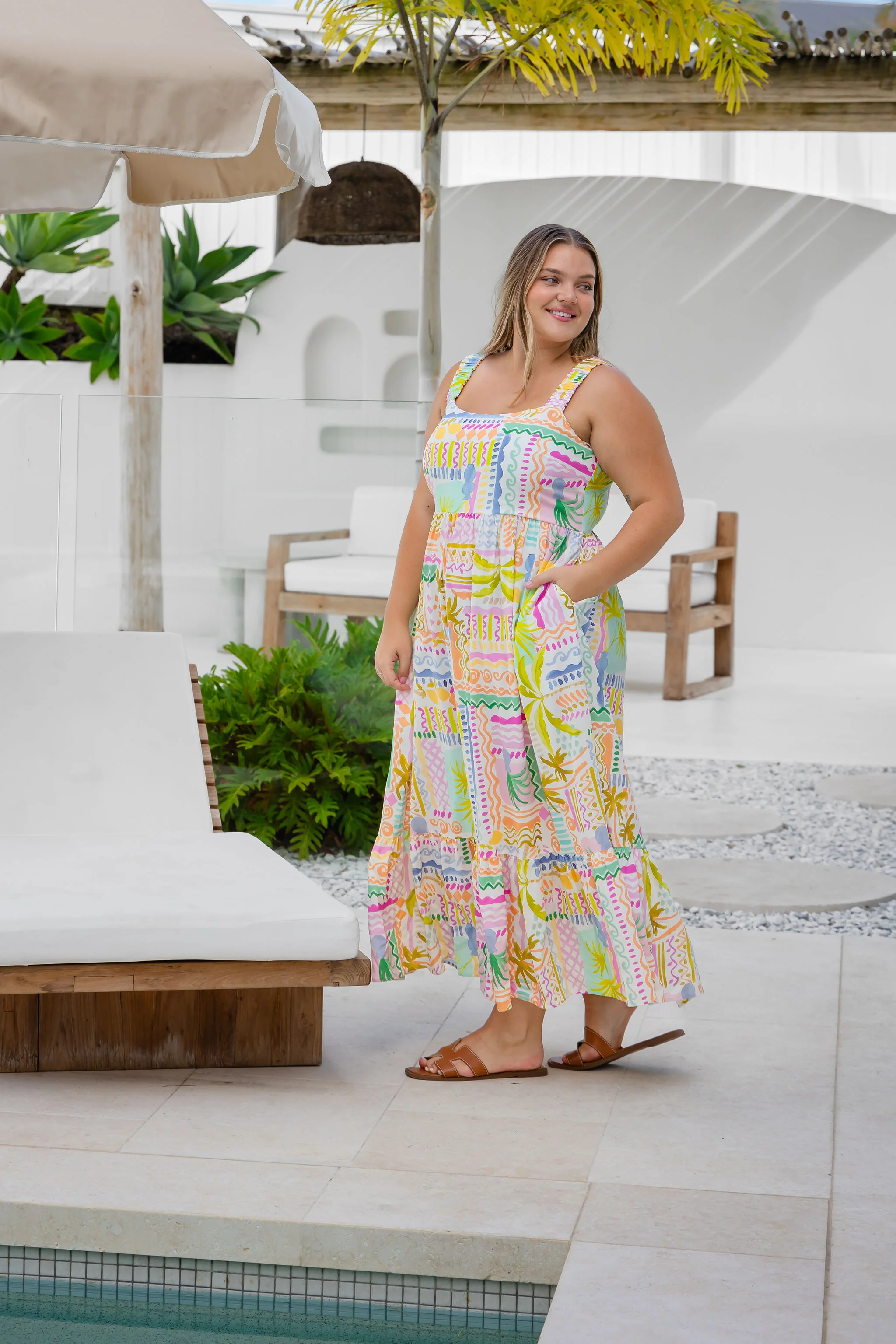 Eva Linen Blend Maxi Dress in Palma - Image 28
