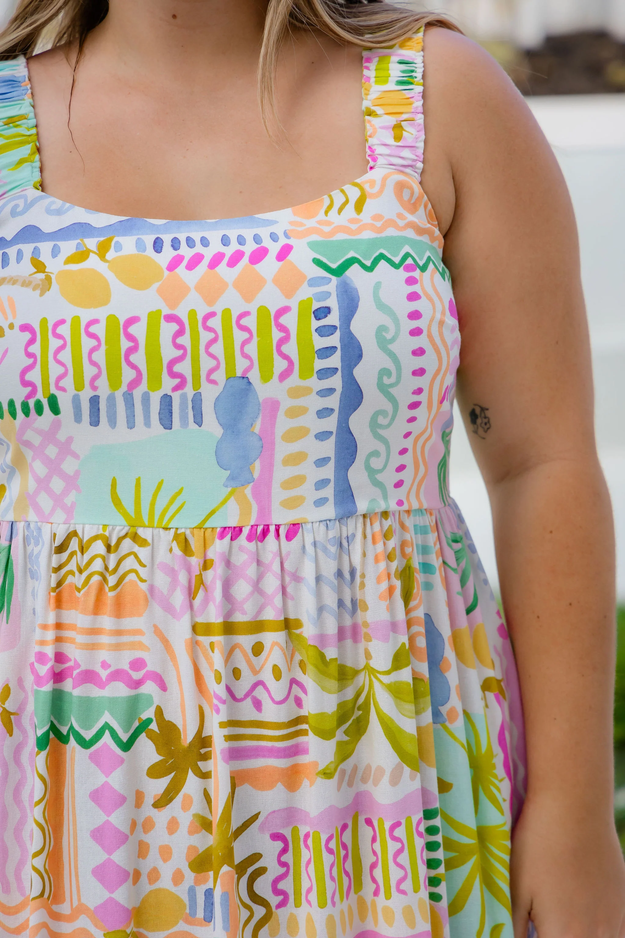 Eva Linen Blend Maxi Dress in Palma - Image 4