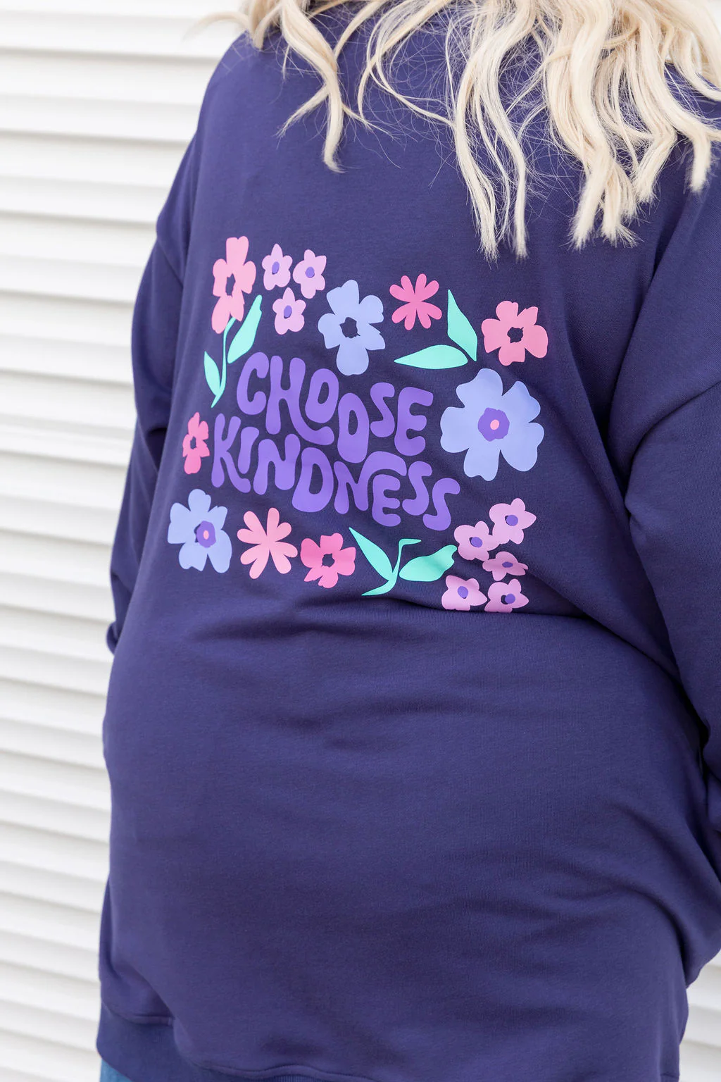 Evan Longline Sweatshirt in Kindness Navy - Image 10