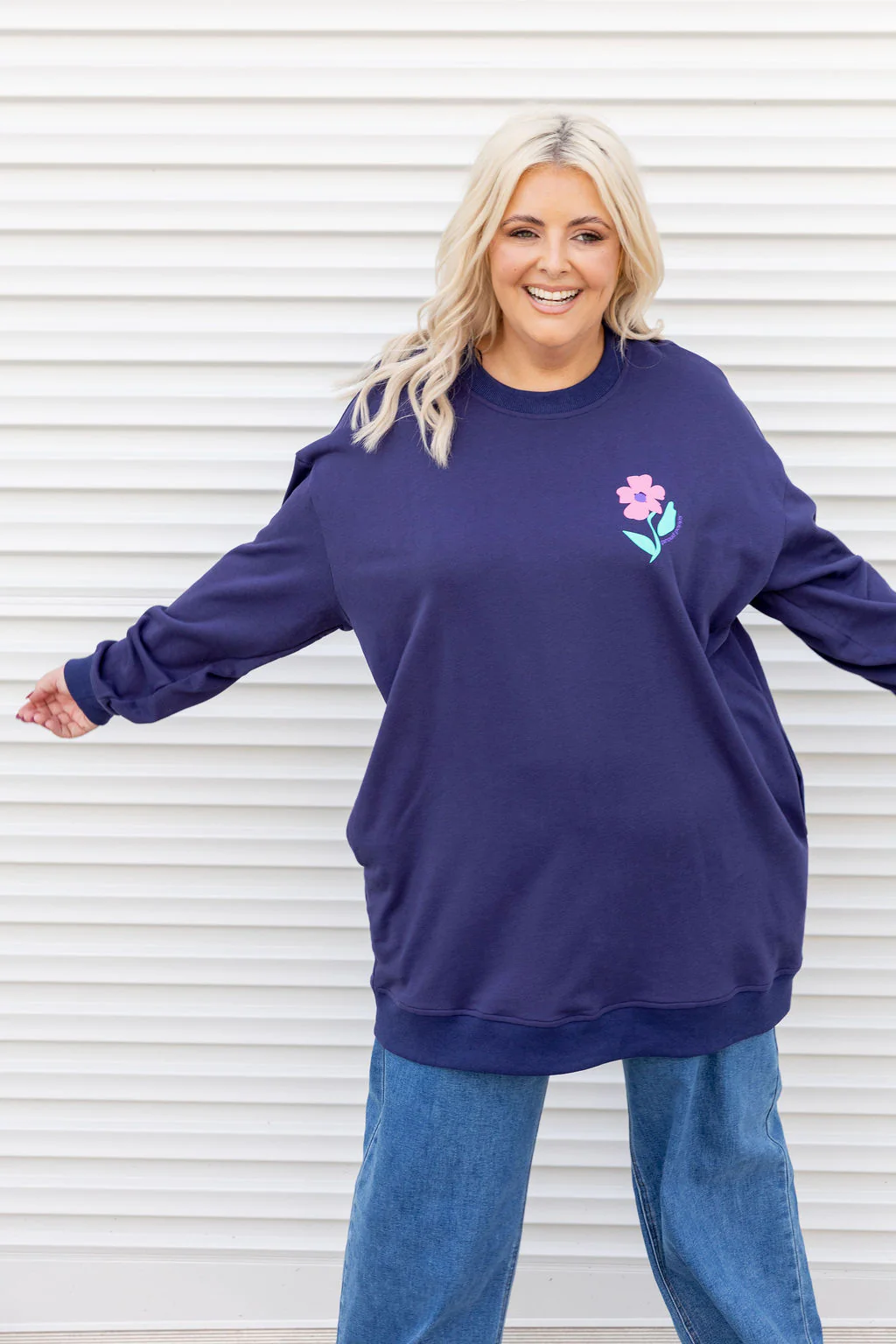 Evan Longline Sweatshirt in Kindness Navy - Image 13