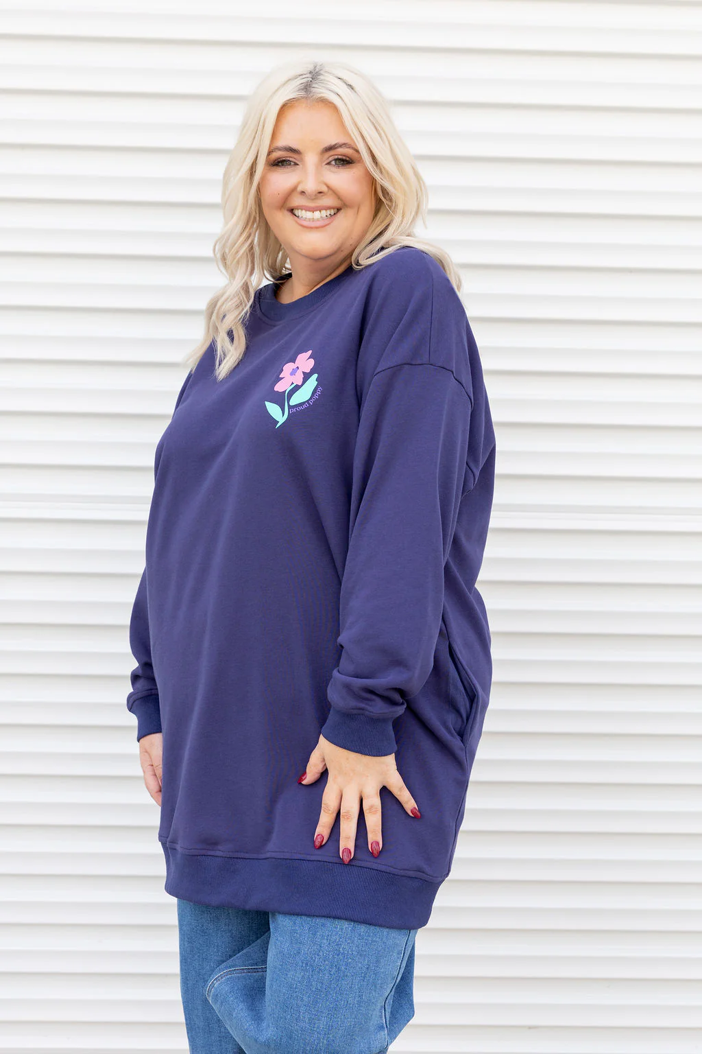 Evan Longline Sweatshirt in Kindness Navy - Image 4