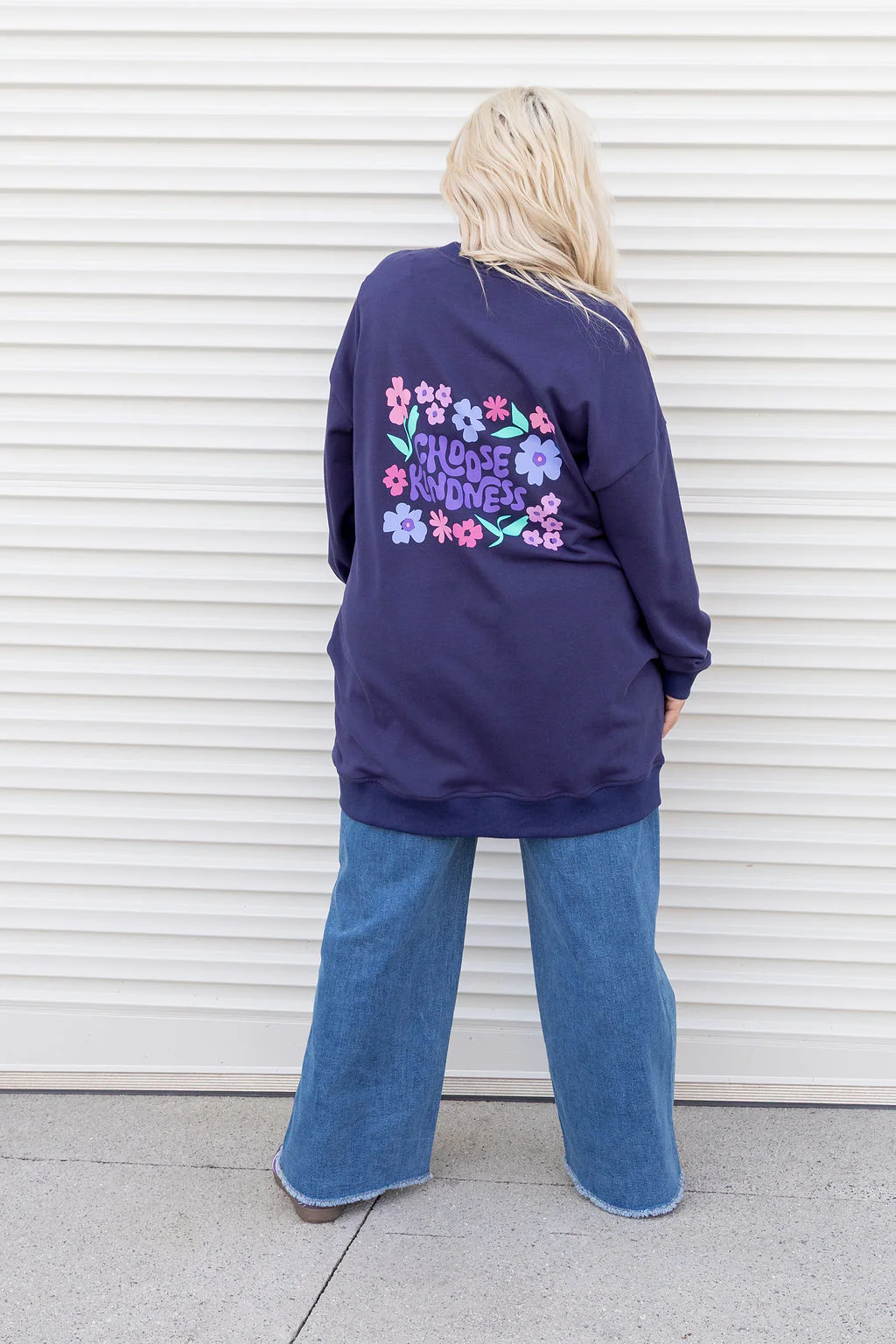 Evan Longline Sweatshirt in Kindness Navy - Image 8