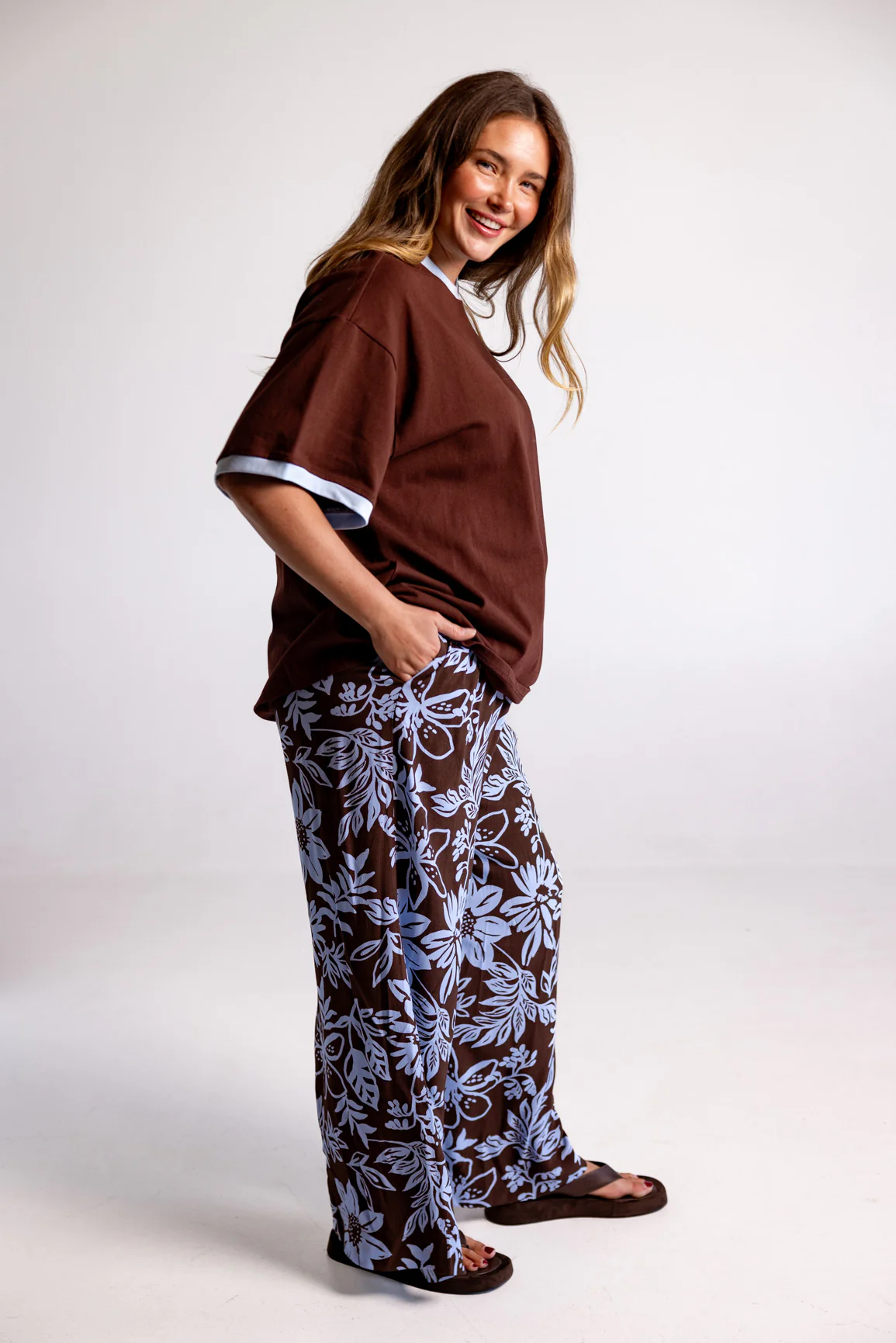 Gina Pants in in Blue Lani Chocolate - Image 13