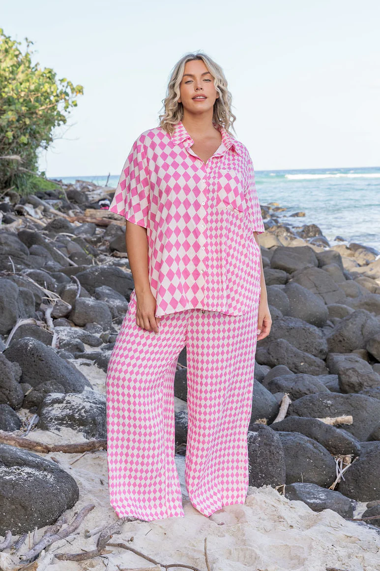 Gina Pants in Sorrento Pink - Image 2