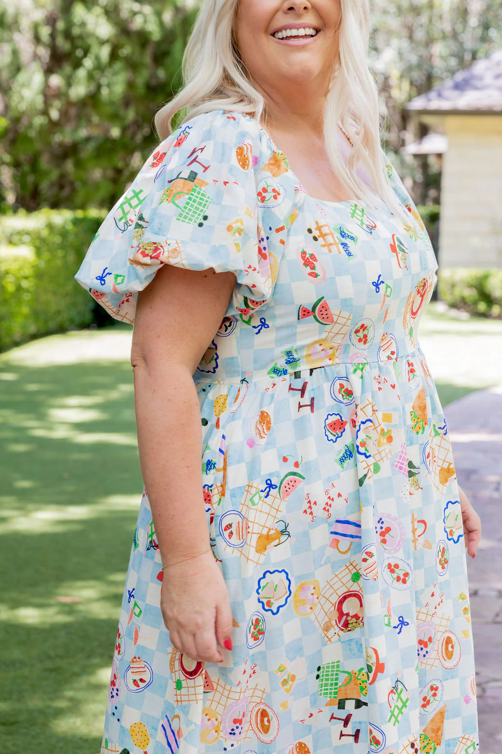 Giovanna Linen Blend Maxi Dress in Picnic - Image 18