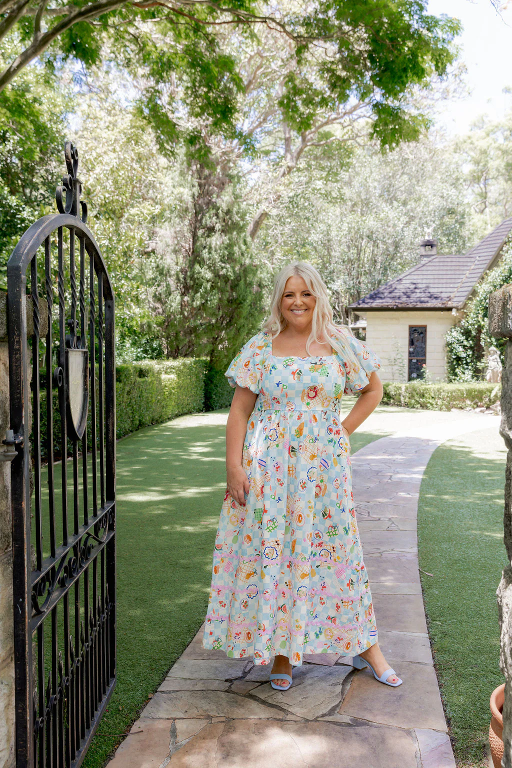 Giovanna Linen Blend Maxi Dress in Picnic - Image 4