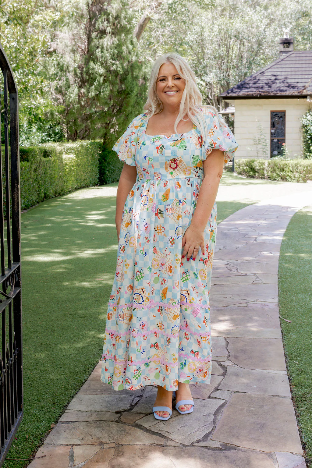 Giovanna Linen Blend Maxi Dress in Picnic - Image 6