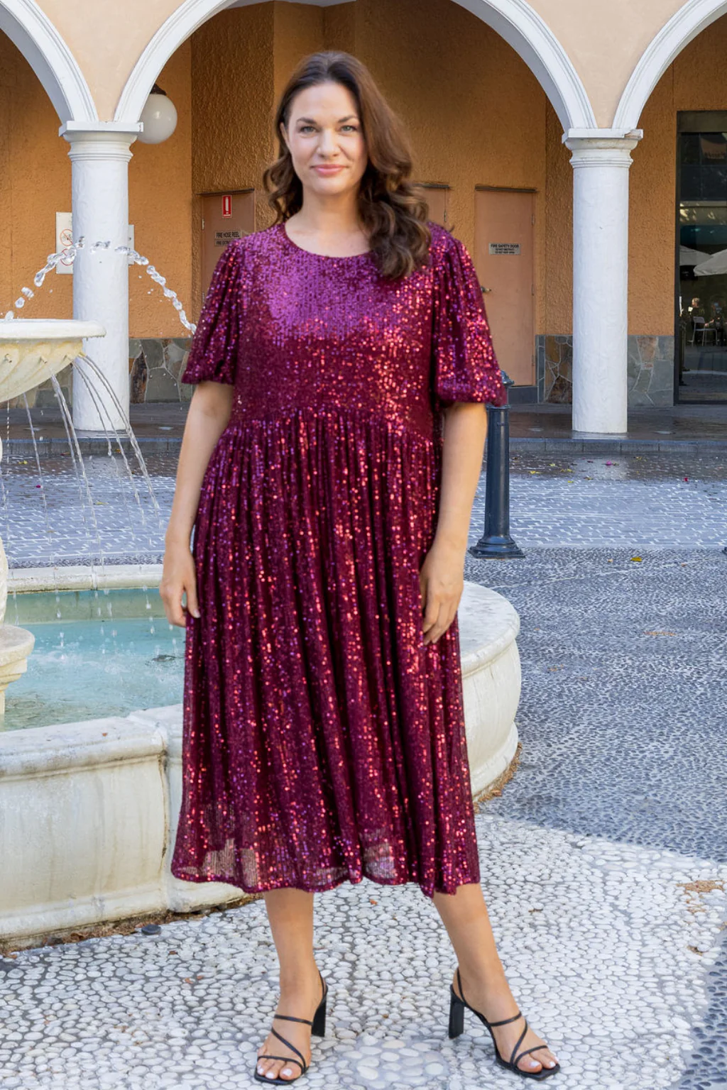 Glimmer Sequin Midi Dress in Wine