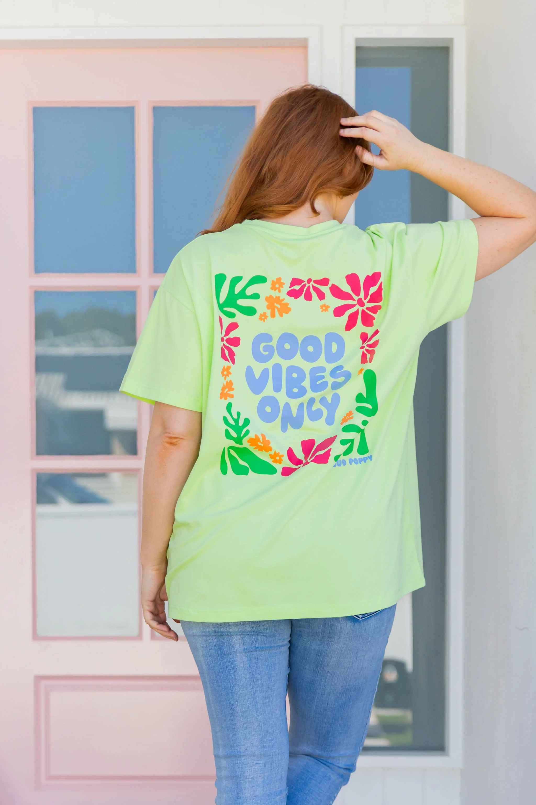 Good Vibes Tee in Apple - Image 16