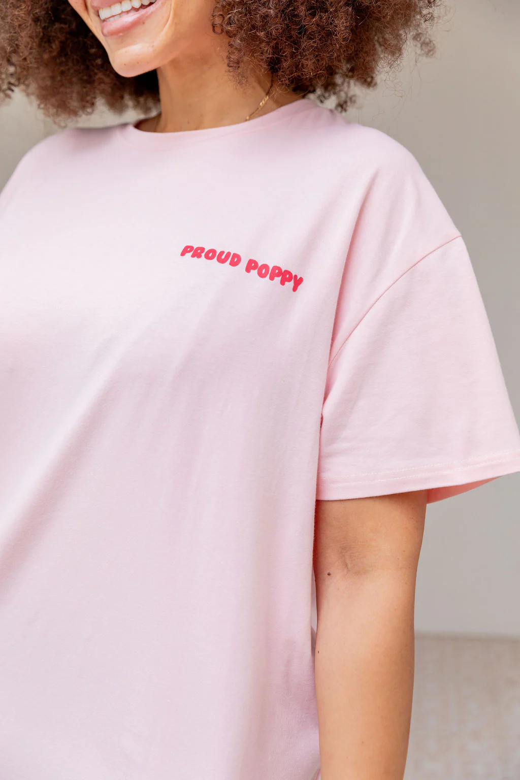 Good Vibes Tee in Pink - Image 10