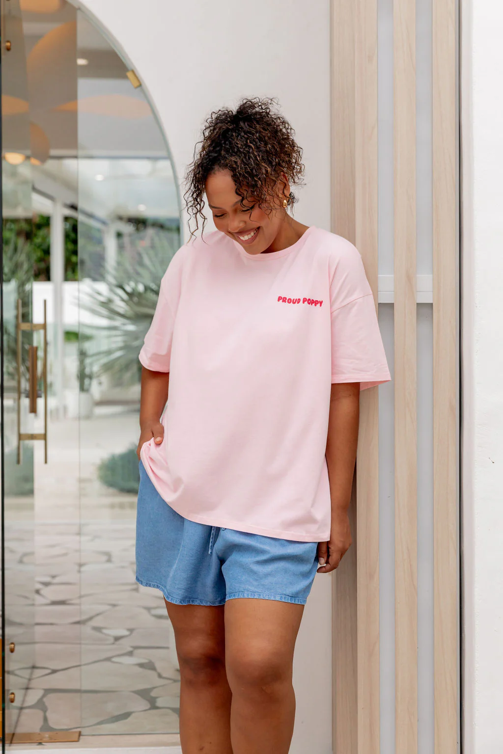 Good Vibes Tee in Pink - Image 24