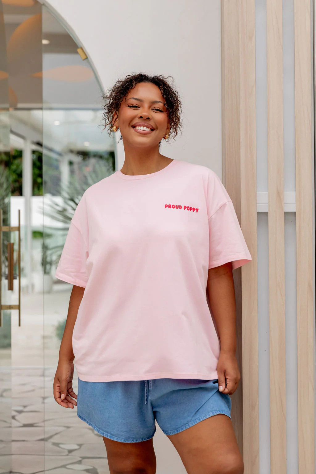 Good Vibes Tee in Pink - Image 25