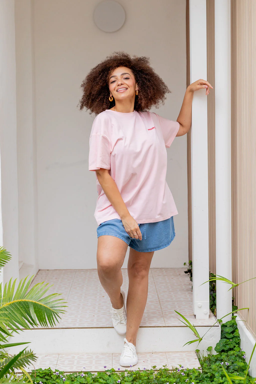 Good Vibes Tee in Pink - Image 5