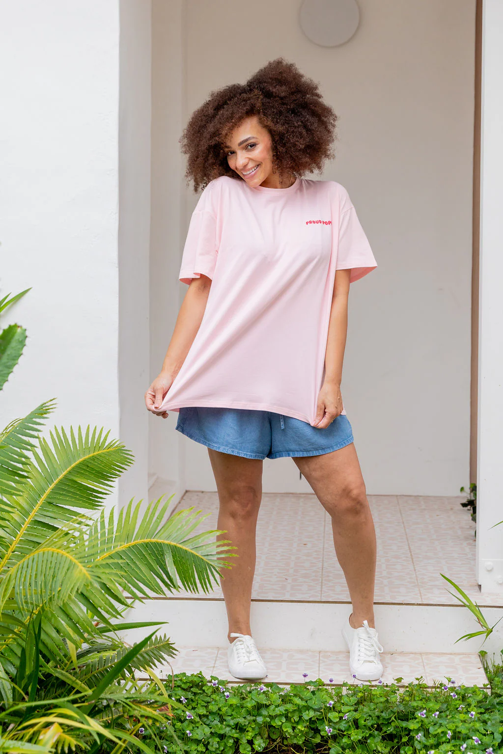 Good Vibes Tee in Pink - Image 6