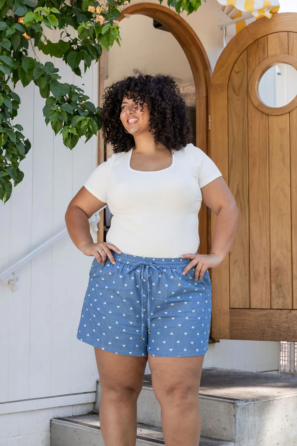 Harlow Shorts in Chambray Hearts - Image 15