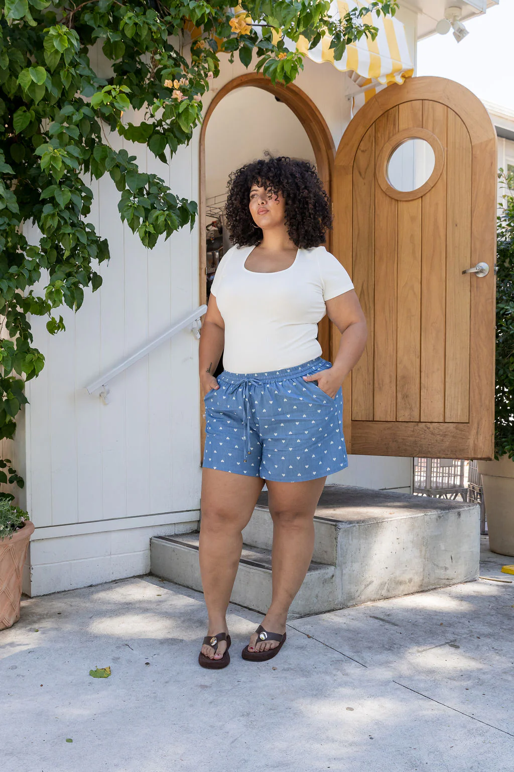 Harlow Shorts in Chambray Hearts - Image 17