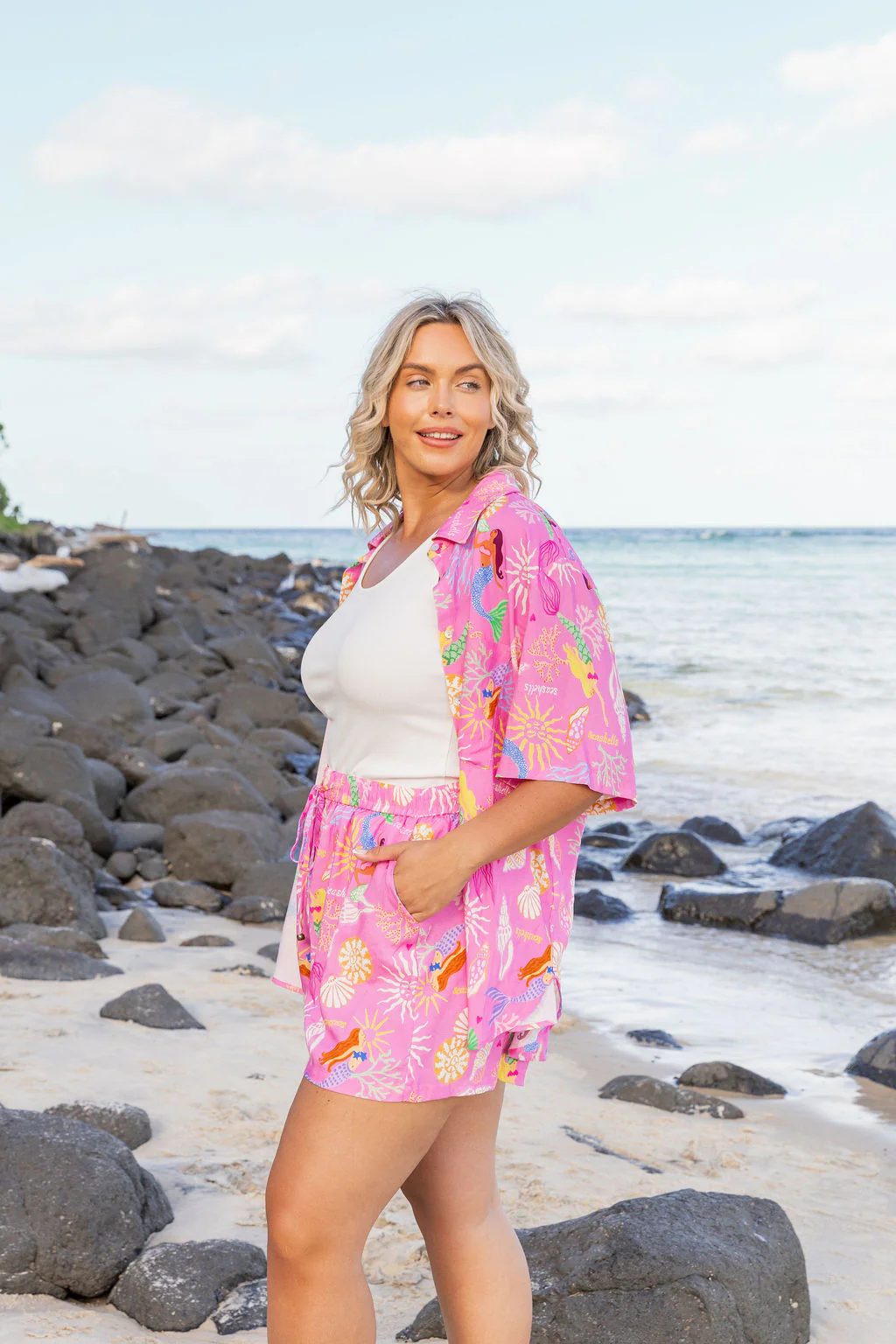Harlow Shorts in Serena - Image 13