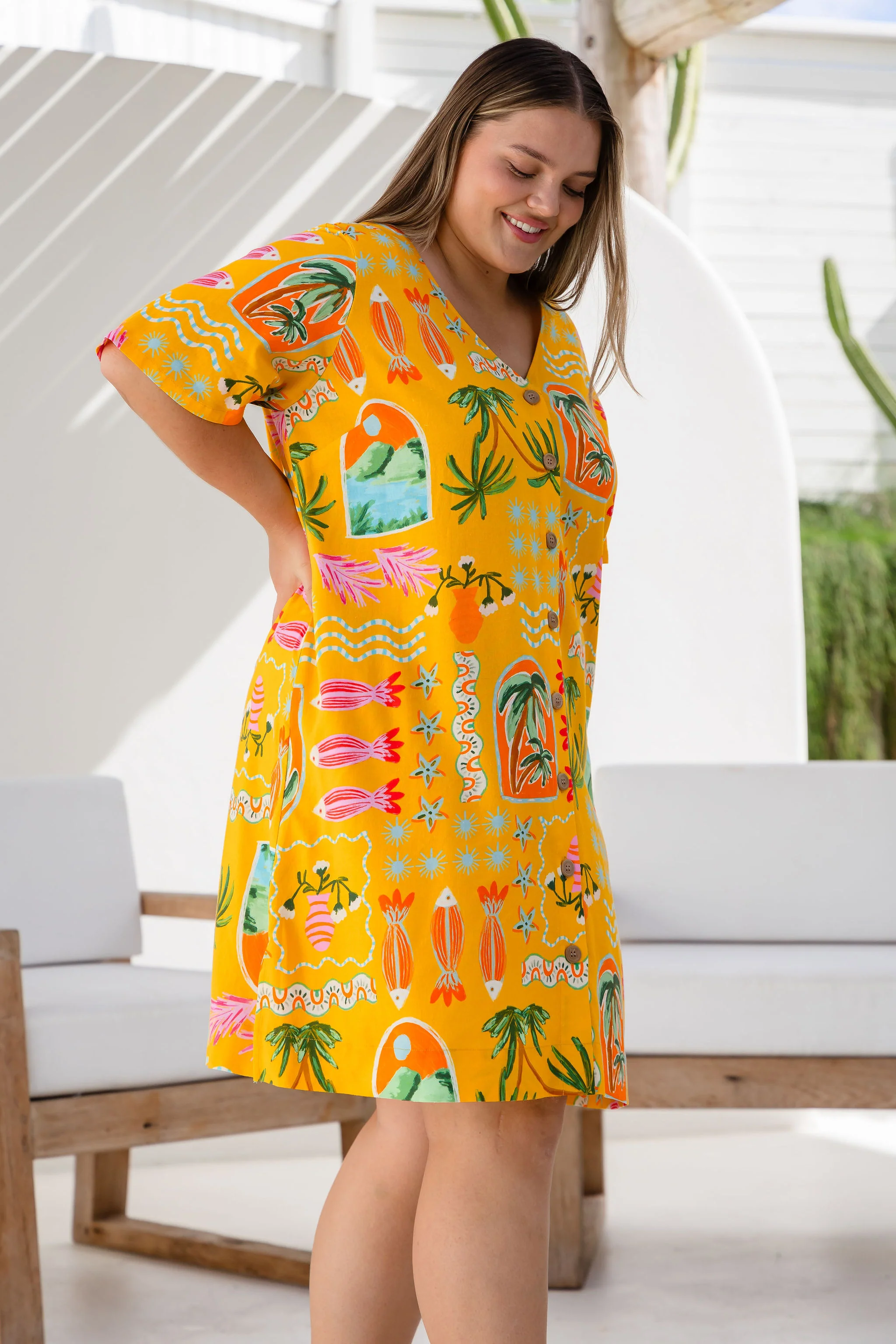 Jada Linen Blend Dress in Star Fish Fiesta - Image 9