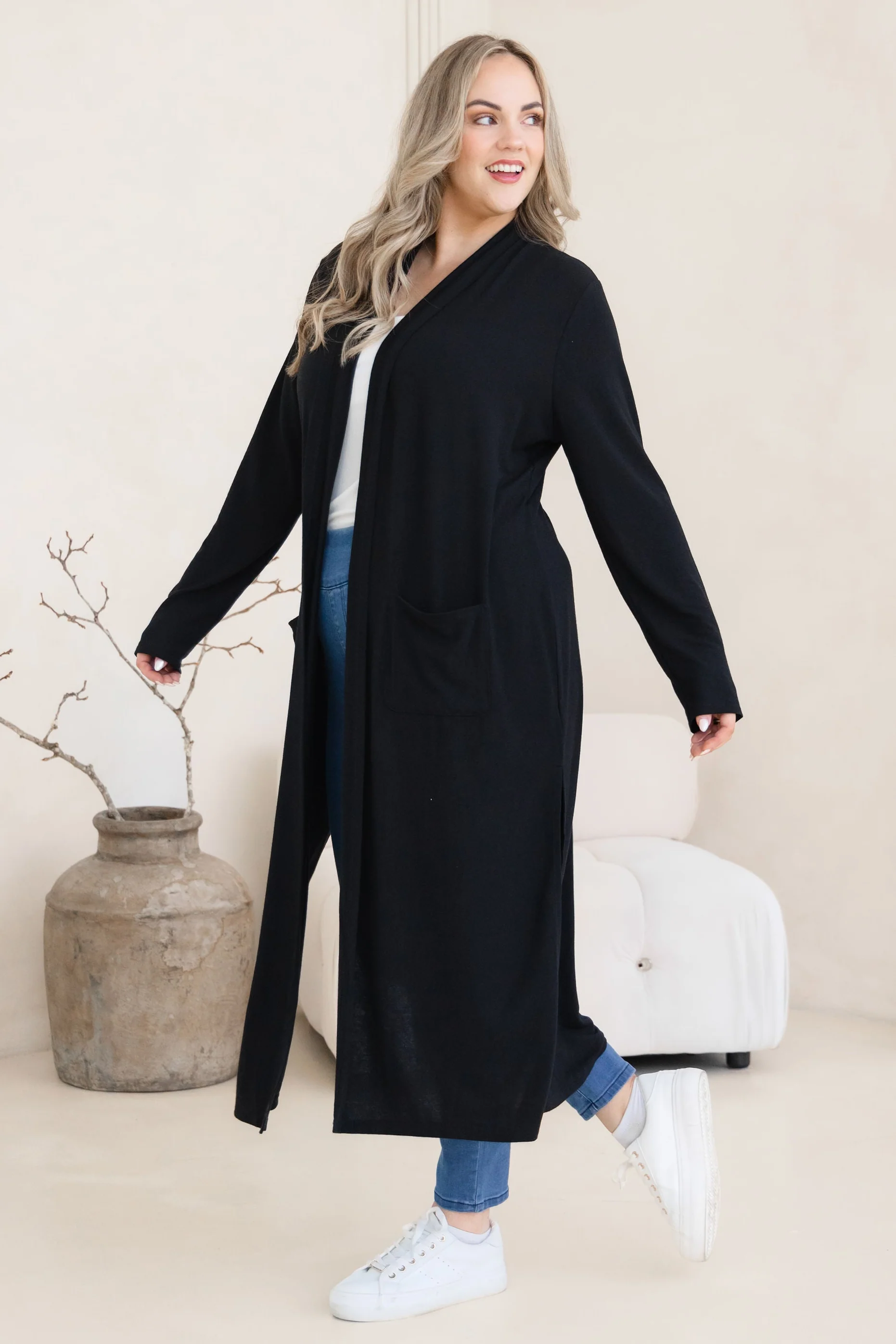 Jane Cardi Maxi Length in Black - Image 7