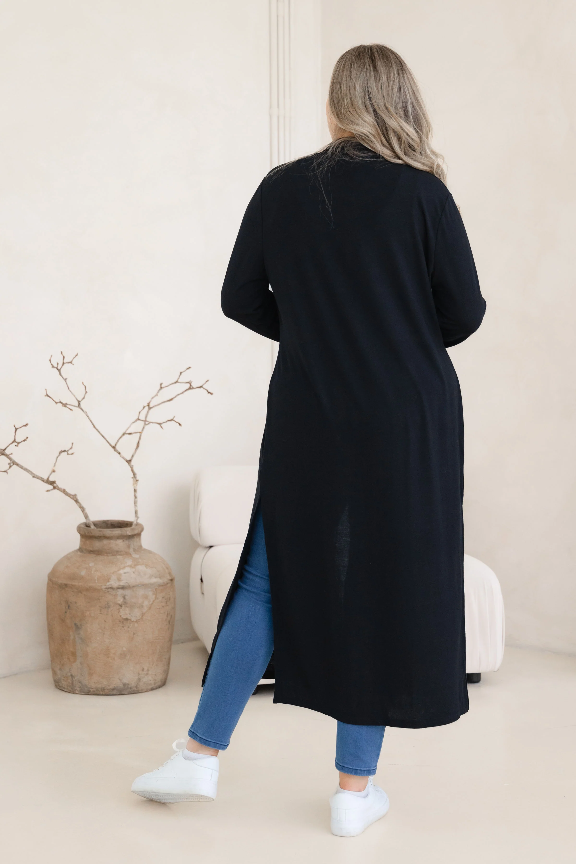 Jane Cardi Maxi Length in Black - Image 8