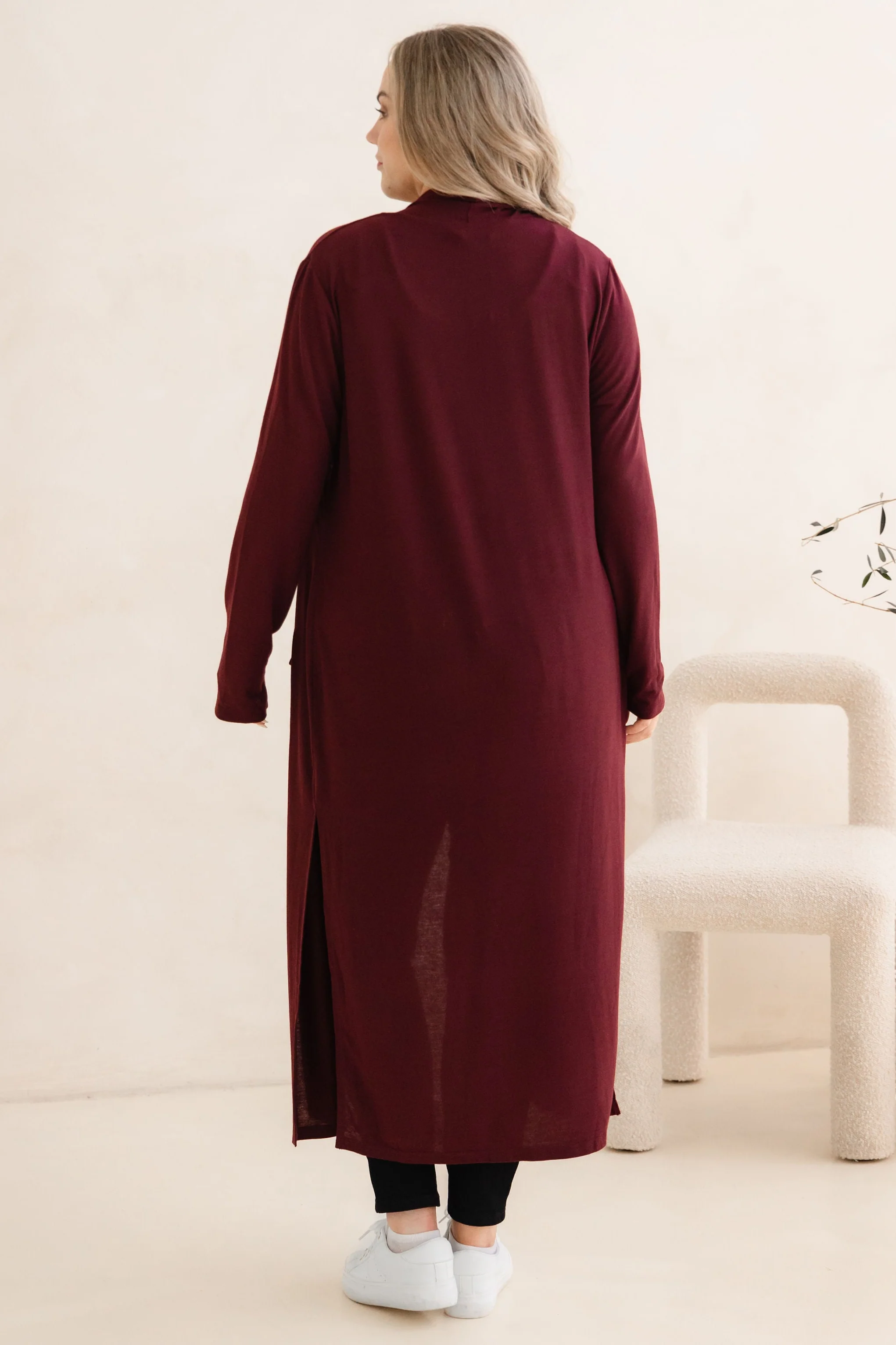 Jane Cardi Maxi Length in Burgundy - Image 4